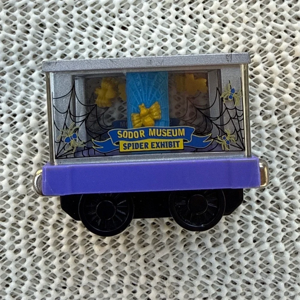 Thomas & Friends Take-n-Play Sodor Museum Spider Exhibit Train Car T8897 Mattel
